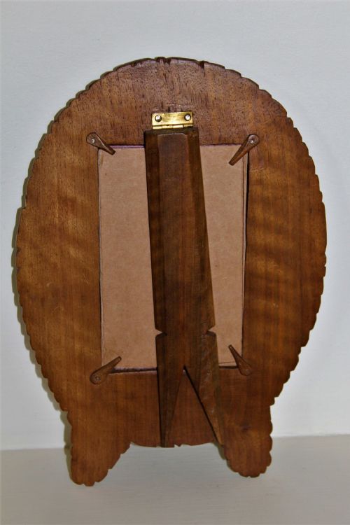 CARVED OAK PICTURE FRAME - ADDITIONAL PHOTO 4