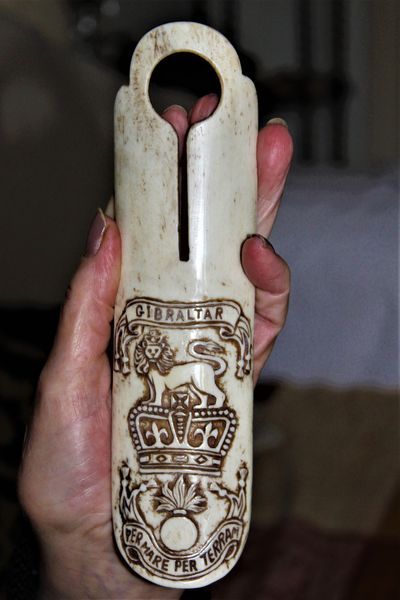Carved Bone Royal Marine Artillery Button Holder