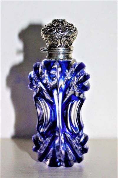 Glass Perfume Bottle with Silver Hinged Top