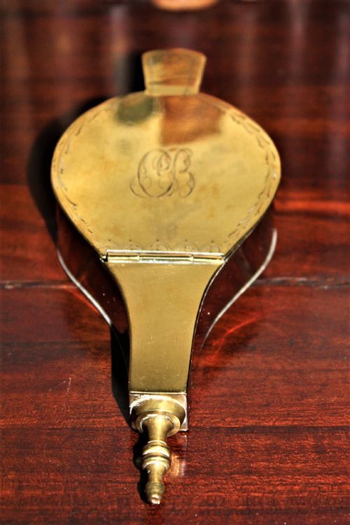 AN ENGLISH COPPER AND BRASS BELLOWS NOVELTY SNUFF BOX EARLY 19 CENTURY - ADDITIONAL PHOTO 1