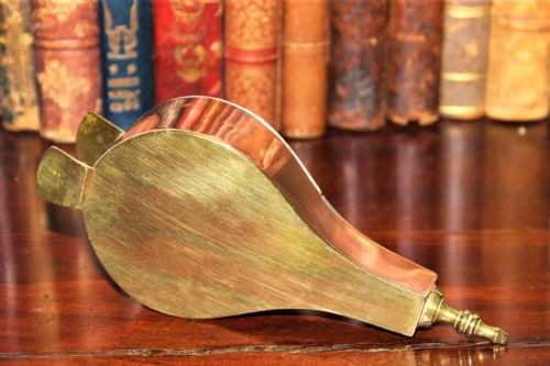 AN ENGLISH COPPER AND BRASS BELLOWS NOVELTY SNUFF BOX EARLY 19 CENTURY - ADDITIONAL PHOTO 3