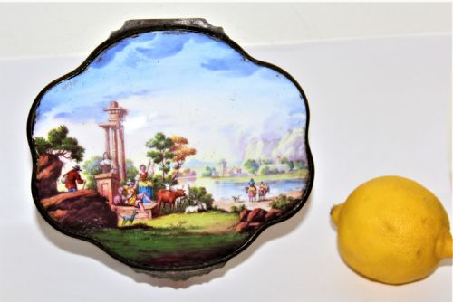 A Large 18/19 Century Bilston Oval Shaped Enamel Box Nicely Painted