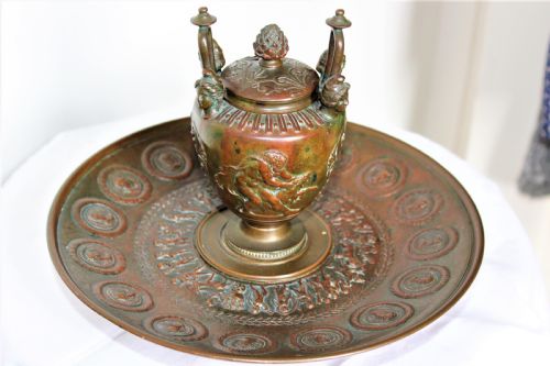 A Stunning Classical Grand Tour Bronze Inkwell of Exceptional Quality  Circa 1840