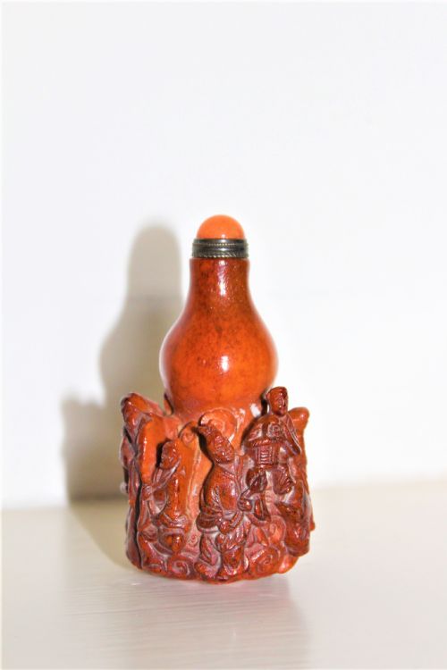 UNUSUAL CHINESE CARVED HARD STONE SNUFF BOTTLE THE STOPPER IS FASHIONED FROM GILT METAL AND HARD STONE - ADDITIONAL PHOTO 5