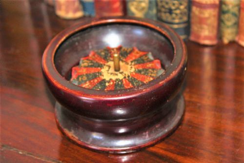 A MINIATURE TRAVELLING ROULETTE WHEEL - ADDITIONAL PHOTO 13