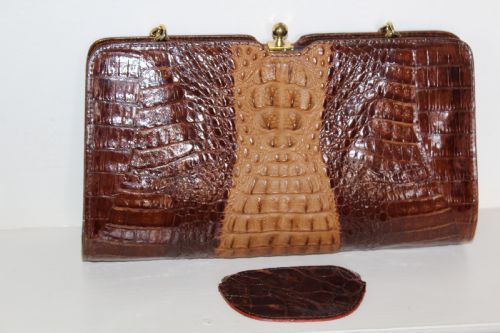 A VERY SMART CIRCA 1930 HORN BACK ALLIGATOR TAIL SKIN SHOULDER BAG WITH GILDED CHAIN - ADDITIONAL PHOTO 11