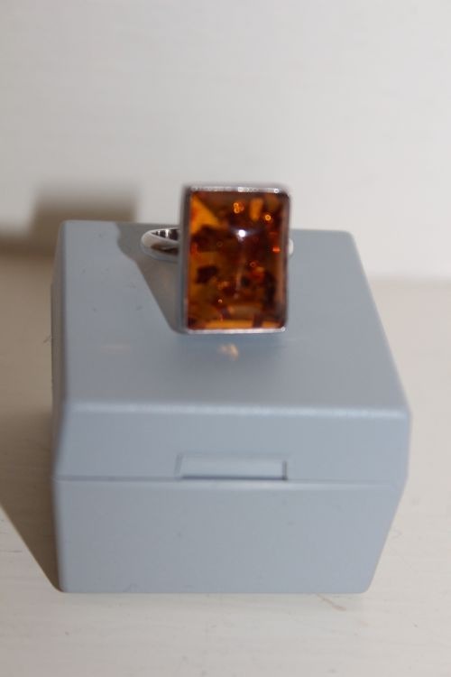 An Attractive Amber Ring Mounted in Silver