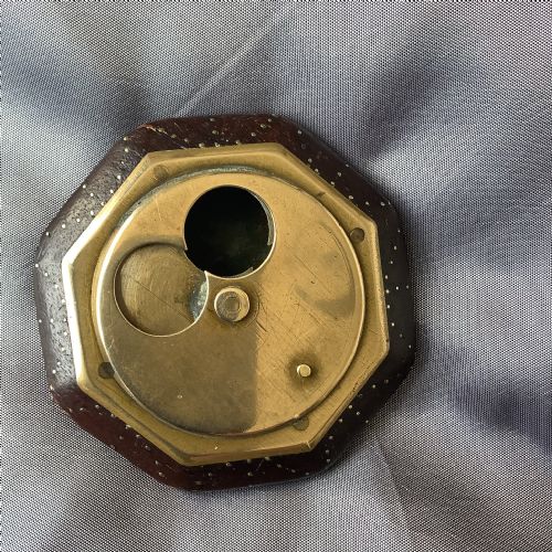 A DELIGHTFUL MISERS SNUFF BOX - ADDITIONAL PHOTO 3