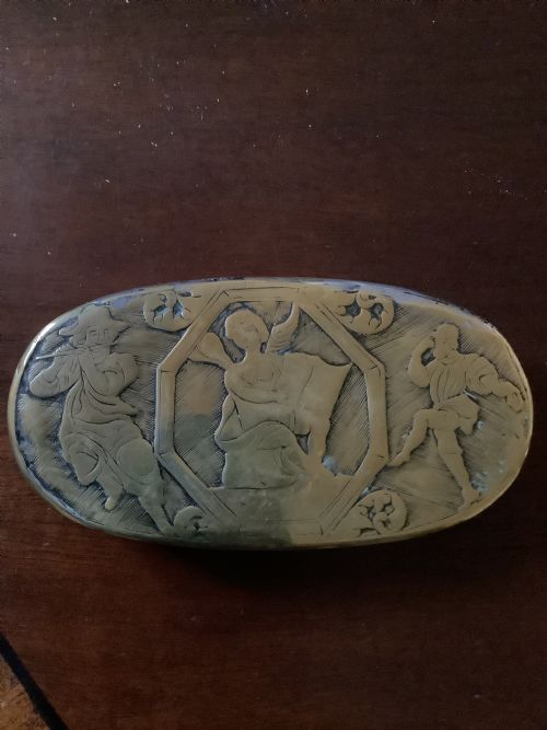 A RARE AND INTERESTING DUTCH EARLY 18TH CENTURY HEAVY GAUGE BRASS TABLE SNUFF OR TOBACCO BOX - ADDITIONAL PHOTO 5