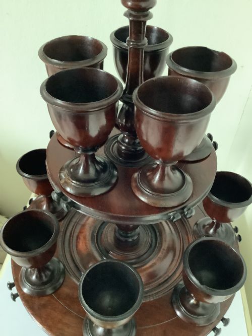 A STUNNING TREEN WARE REVOLVING EGG CUP STAND FROM THE PRIVATE COLLECTION OF THE LATE MRS HENRY T FORD THE SECOND - ADDITIONAL PHOTO 5