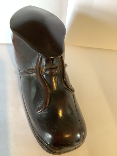A LARGE AND WELL CARVED HARD WOOD TABLE SNUFF BOX WITH A RICH DEEP PATINA - ADDITIONAL PHOTO 5