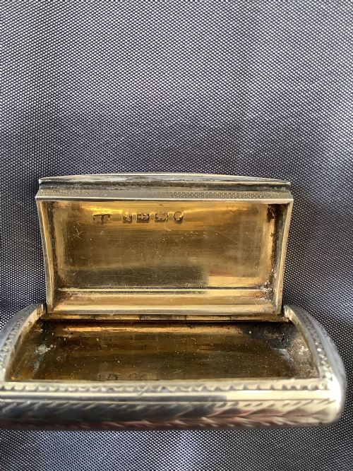 A DELIGHTFUL WAISTCOAT POCKET SILVER SNUFF BOX BIRMINGHAM CIRCA 1880 - ADDITIONAL PHOTO 3
