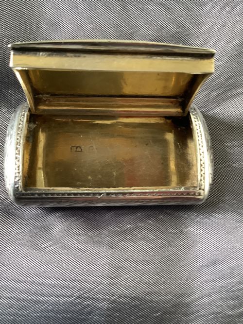 A DELIGHTFUL WAISTCOAT POCKET SILVER SNUFF BOX BIRMINGHAM CIRCA 1880 - ADDITIONAL PHOTO 1