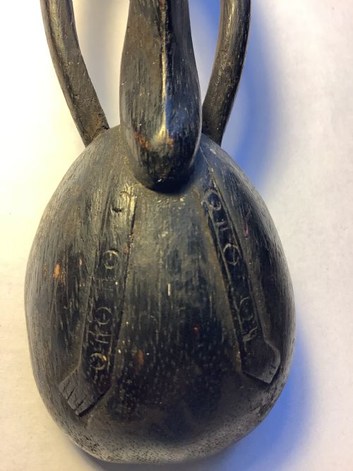 A VERY FINELY CARVED WOOD AFRICAN CEREMONIAL SPOON - ADDITIONAL PHOTO 6