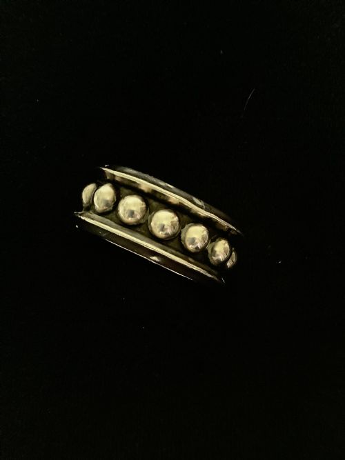 A STUNNING SILVER BRACELET AND VERY WEARABLE - ADDITIONAL PHOTO 5