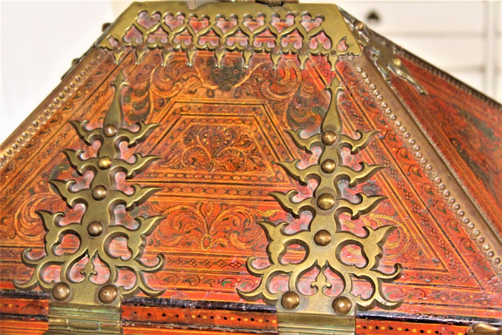 Large ethnic hand painted Nettur Petti jewellery Box from Kerala View V