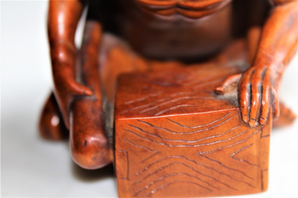 A superb and finely carved boxwood Okimono of the rat catcher Japanese Circa 1880  View IX