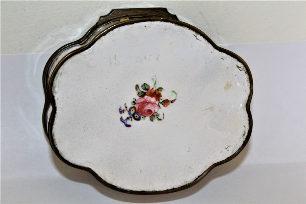 A large 18/19 century Bilston oval shaped enamel box nicely painted  View VIII