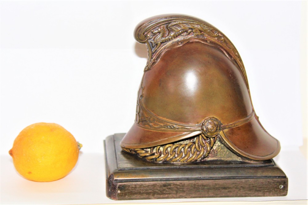 A fine quality large helmet desk paper weight  View VIII