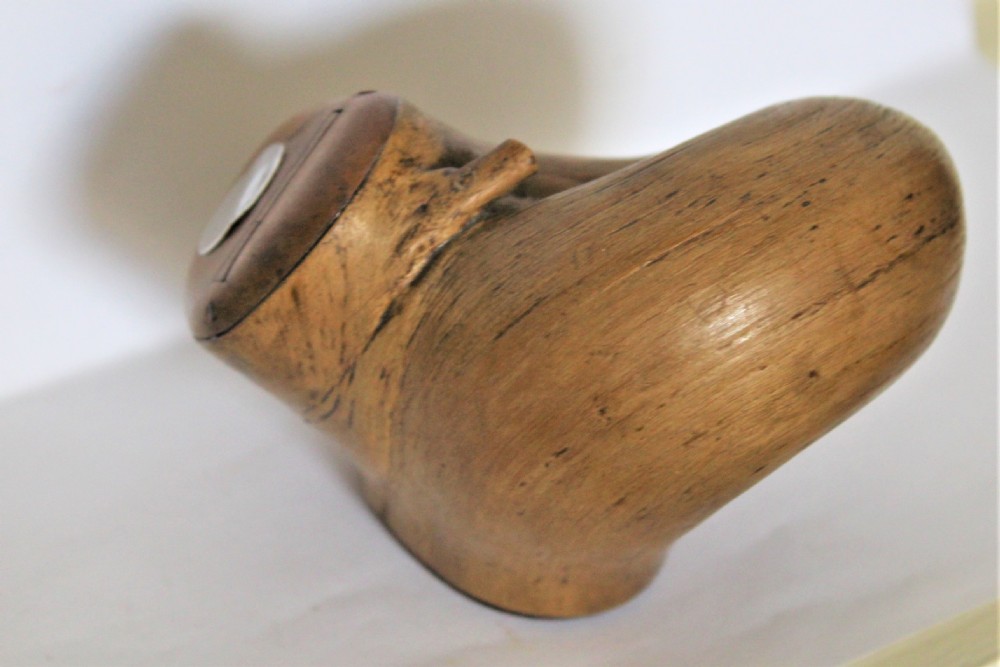 An interesting and unusual root wood snuff mull wonderful shape  View VI