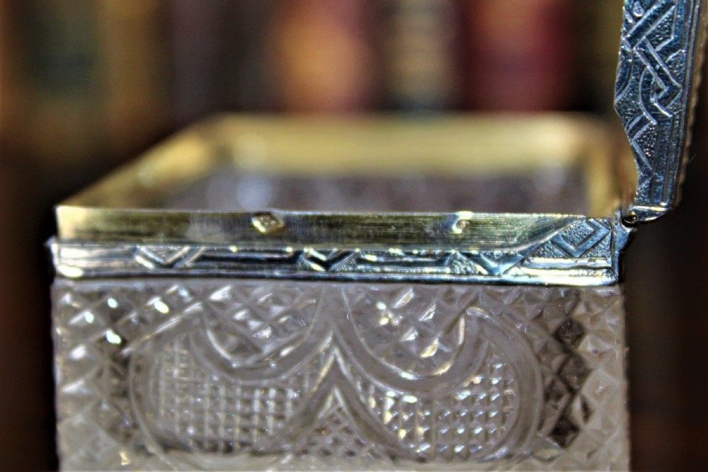 An extremely attractive and very finely cut crystal glass box possibly used for rings View VII
