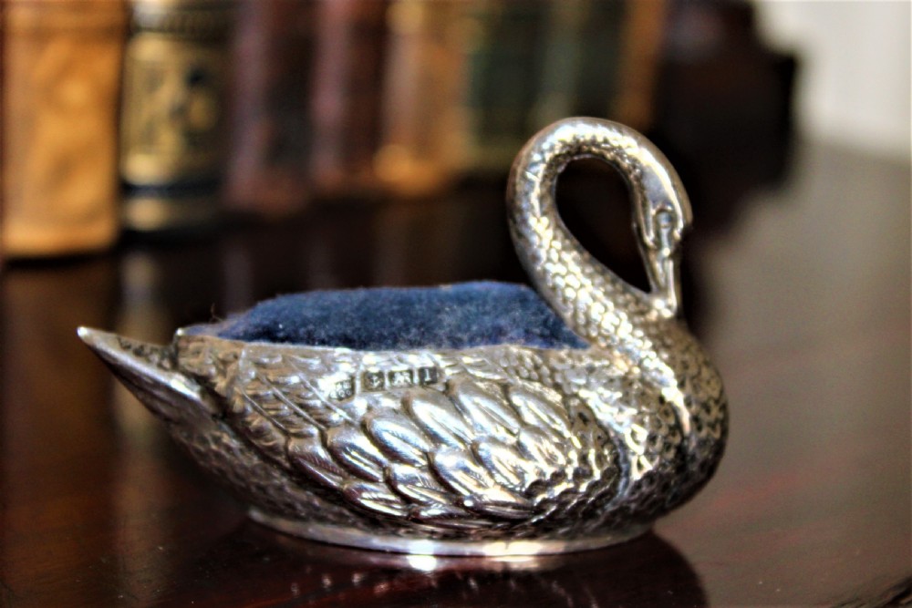 A charming English silver pin cushion in the form of a swan Circa 1910