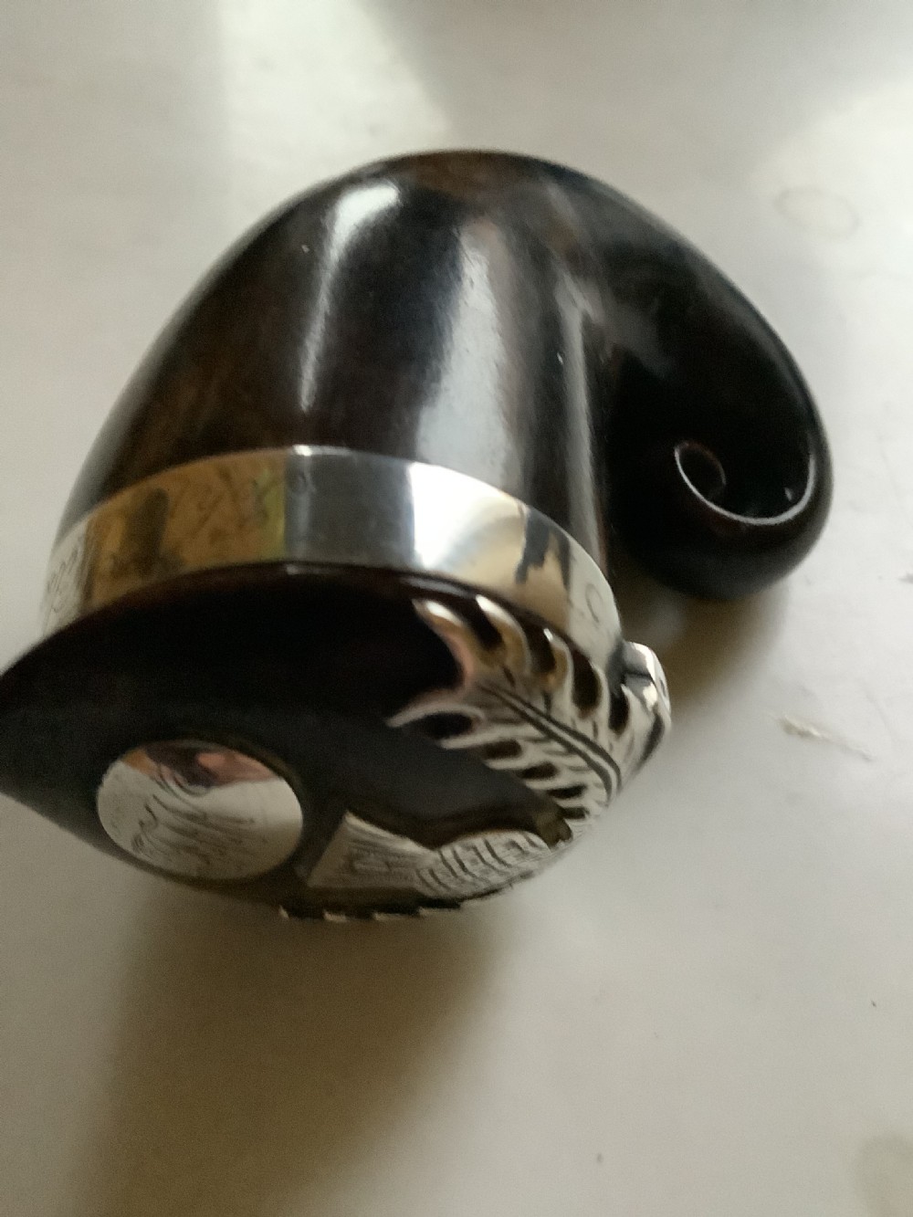 A delightful smaller than usual Scottish horn snuff mull View V