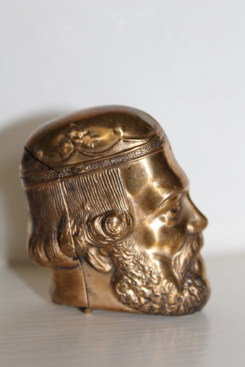 A finely cast and unusual brass vesta case in the form of a Roman classical bust View VIII