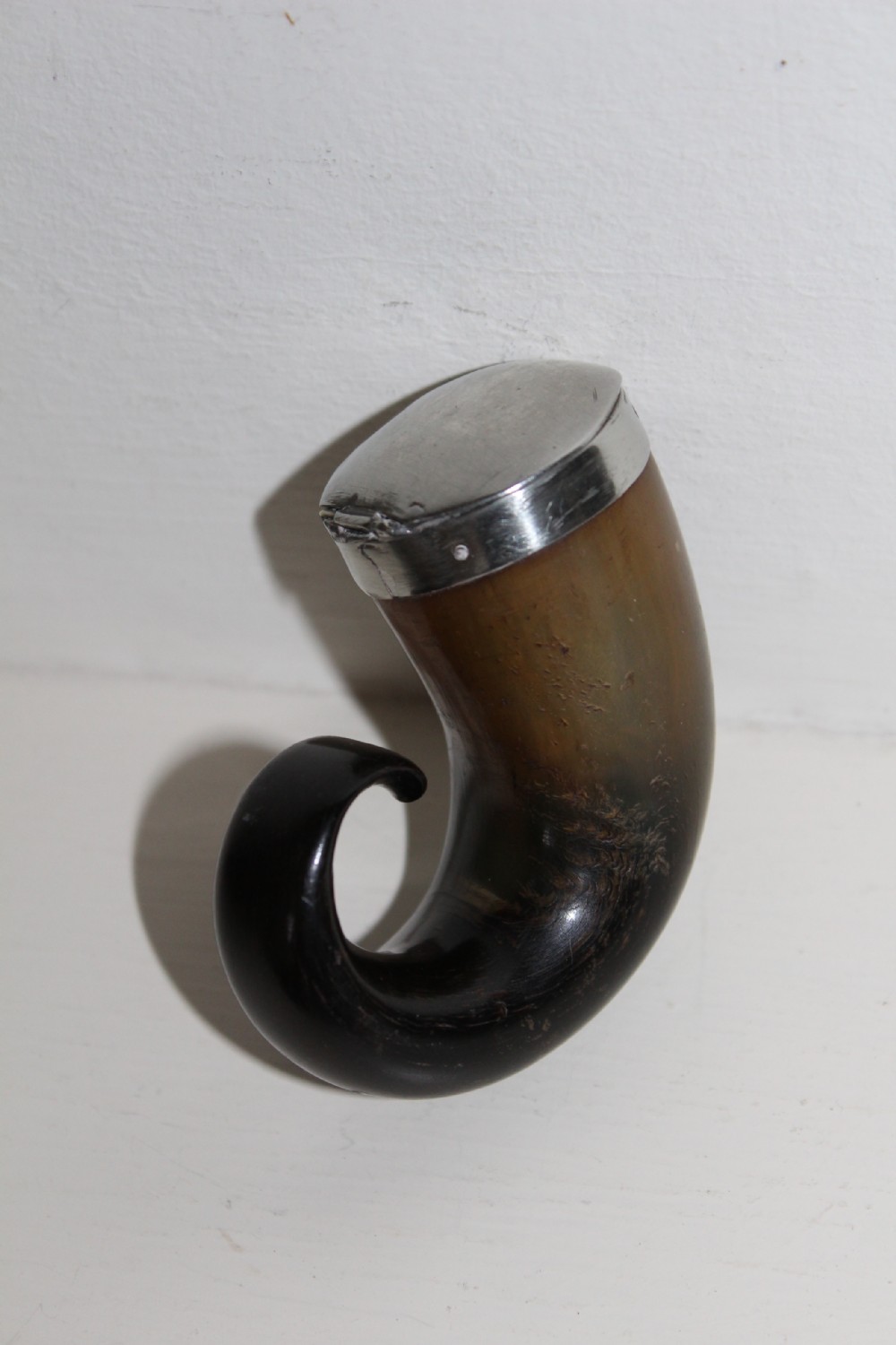 A nice size rams horn snuff mull  View IV
