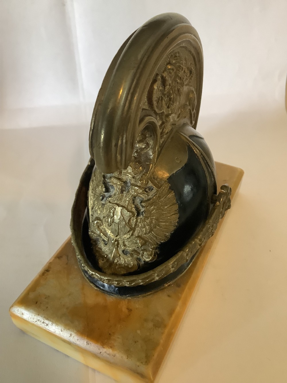 Paper weight model of an officers helmet of the Austrian imperial dragoon guards View IV
