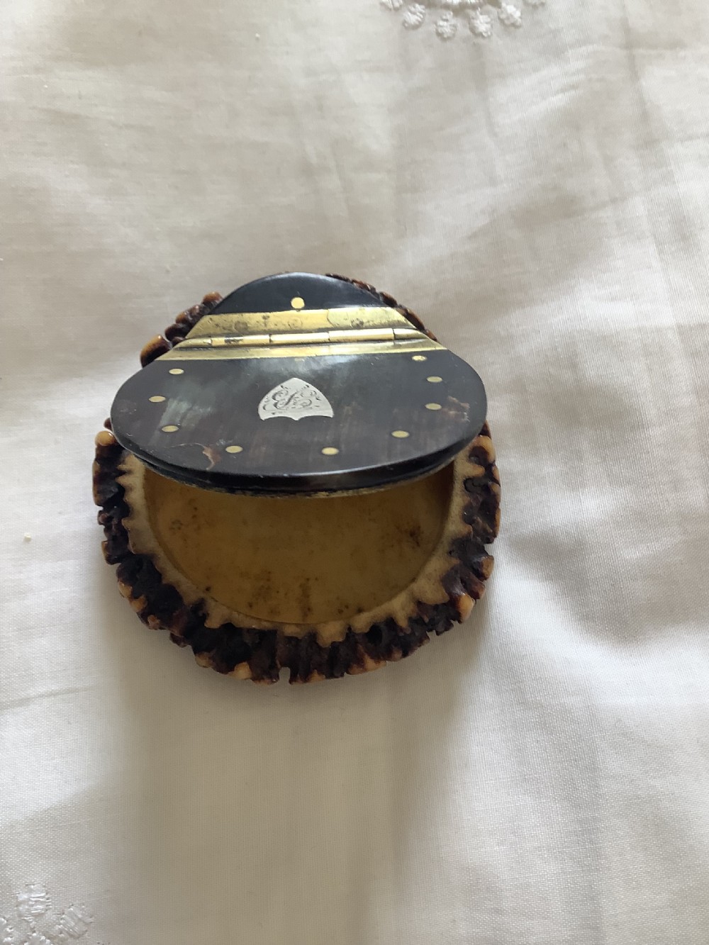 An unusual and very charming stag horn snuff box  View V