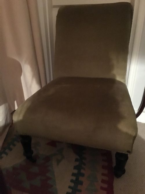 VICTORIAN UPHOLSTERED NURSING CHAIR - ADDITIONAL PHOTO 5