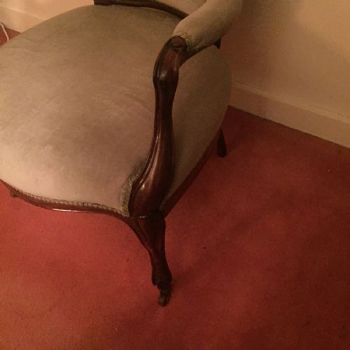 VICTORIAN MAHOGANY UPHOLSTERED ARMCHAIR - ADDITIONAL PHOTO 2