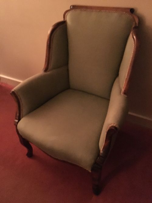 very late victorian mahogany upholstered armchair - CATEGORY: ANTIQUE CHAIRS - DATED VICTORIAN