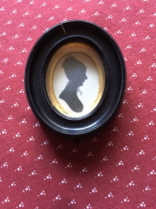 miniature silhouette of a victorian lady - CATEGORY: ANTIQUE ART - DATED VICTORIAN