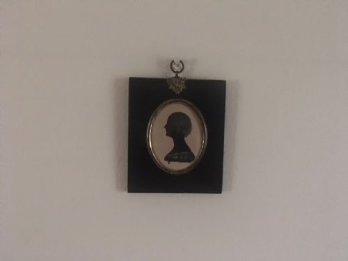 LATE 19TH CENTURY SILHOUETTE OF A VICTORIAN LADY HEIGHTENED WITH GILT PAINT - ADDITIONAL PHOTO 2