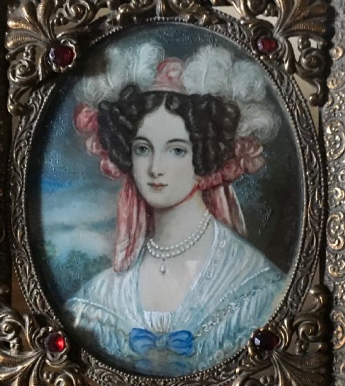 A SUPERB PORTRAIT MINIATURE OF AN UNKNOWN ITALIAN LADY - ADDITIONAL PHOTO 1