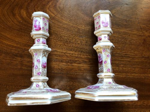 PAIR OF UNBLEMISHED UNUSUAL 18TH CENTURY PORCELAIN CANDLESTICKS - ADDITIONAL PHOTO 5