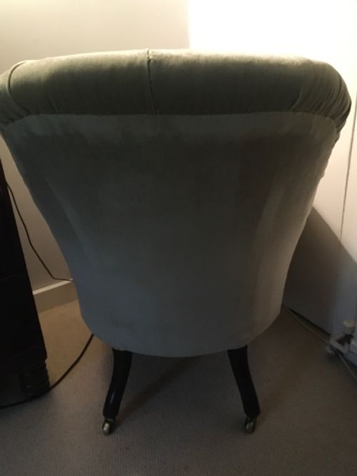 VICTORIAN GREEN BUTTON BACK CHAIR - ADDITIONAL PHOTO 1