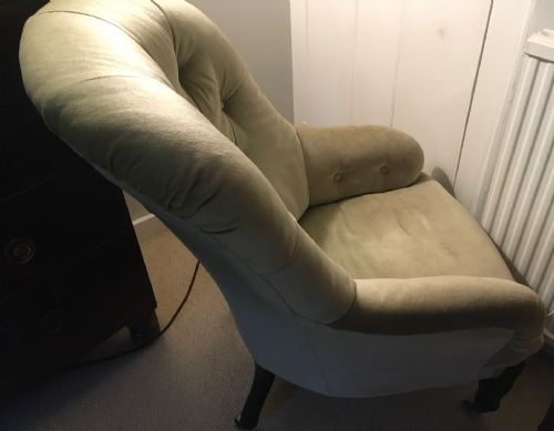 VICTORIAN GREEN BUTTON BACK CHAIR - ADDITIONAL PHOTO 3