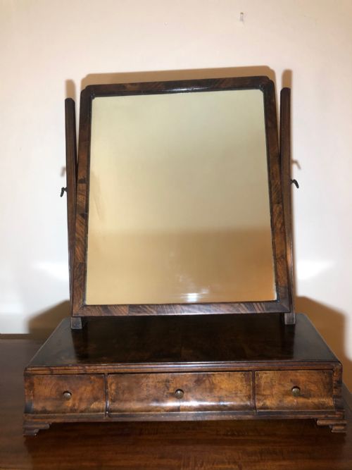 george ii walnut boxbase swing toilet mirror - CATEGORY: ANTIQUE MIRRORS - DATED 18TH CENTURY