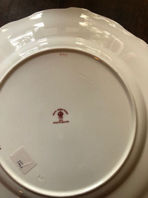 1941 ROYAL CROWN DERBY PLATE HAND PAINTED BY F GARNETT - ADDITIONAL PHOTO 1