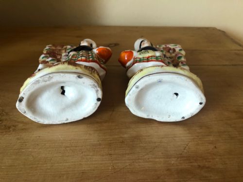 STAFFORDSHIRE FIGURES SCOTTISH MAN AND WOMAN WITH DOGS - ADDITIONAL PHOTO 2