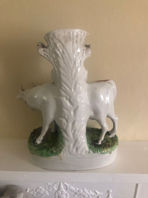 VICTORIAN STAFFORDSHIRE COW AND CALF SPILL HOLDER - ADDITIONAL PHOTO 1