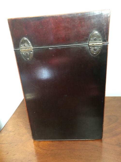 A GEORGE III INLAID MAHOGANY SERPENTINE FRONTED KNIFE BOX - ADDITIONAL PHOTO 3