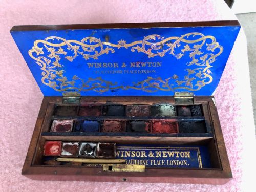 A Windsor & Newton Mahogany Paint Box C 1930