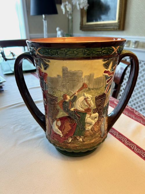 ROYAL DOULTON 1937 CORONATION OF KING GEORGE VL AND QUEEN ELIZABETH CORONATION LOVING CUP LIMITED EDITIION - ADDITIONAL PHOTO 5