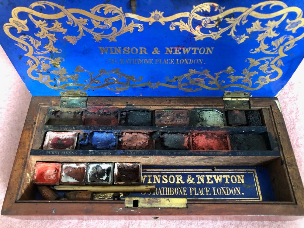 A Windsor & Newton Mahogany Paint Box c 1930 View II