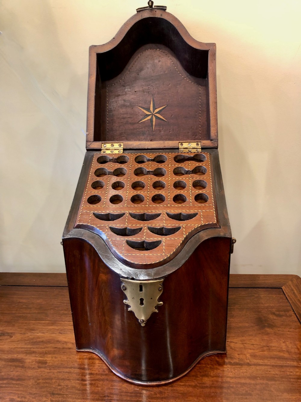 Georgian Mahogany Knife Box c. 1820 View III