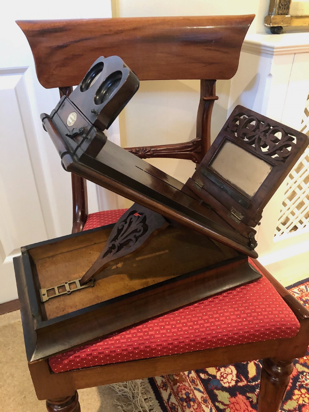 An Interesting 19th Century Walnut Table-Top Stereoscopic Viewer, by Dollond, London